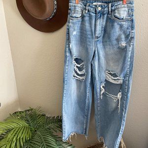 Q2 Premium Denim Light Wash Distressed Baggy Boyfriend 90s Denim Jeans Raw Hem